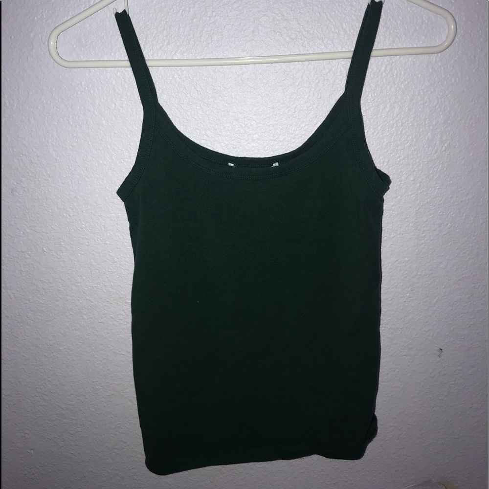 2 forever 21 crop tops
